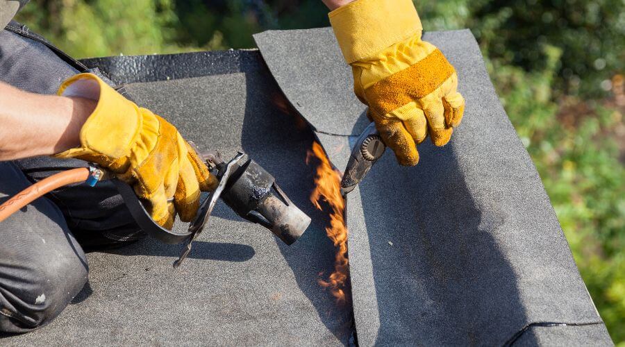 Expert Emergency Roof Repairs services in Sparta, MI